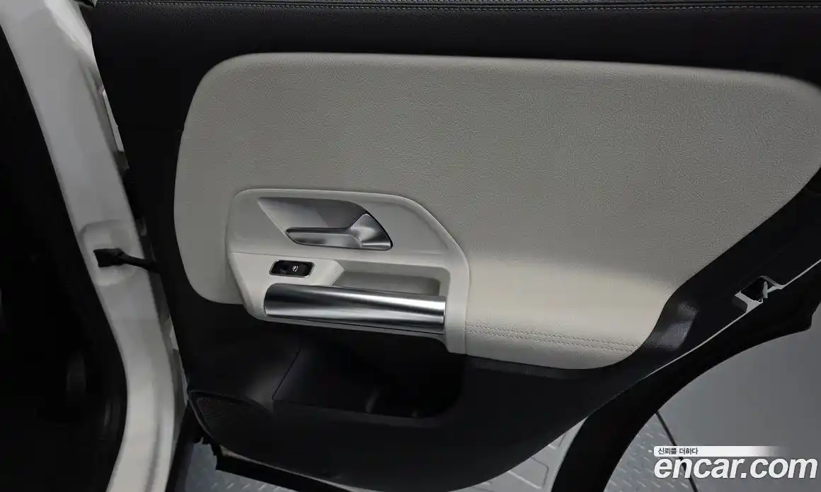 Mercedes-Benz GLA-Class 2021 2.0 гидро в Москве № 2128404, фото 15