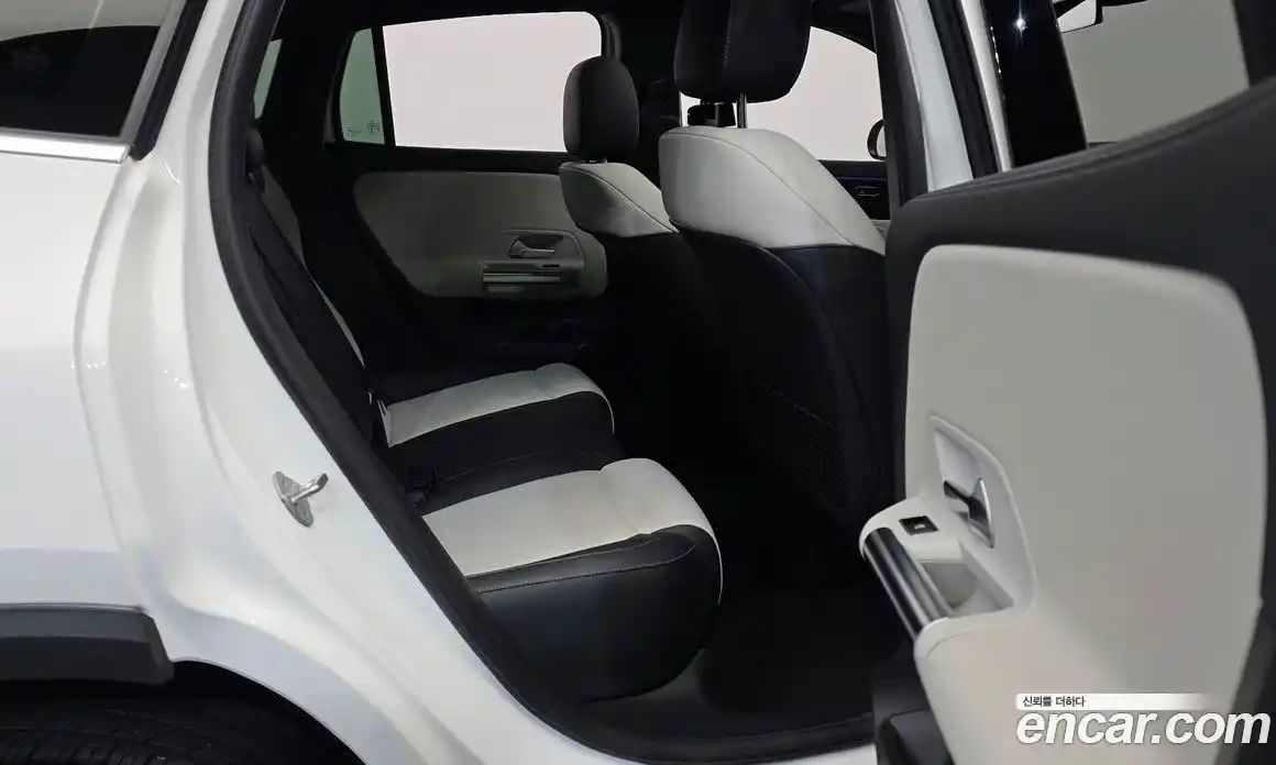 Mercedes-Benz GLA-Class 2021 2.0 гидро в Москве № 2128404, фото 18