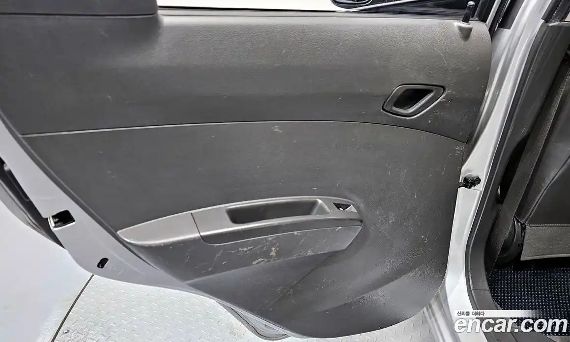 Chevrolet Spark 2012 1.0 гидро в Москве № 2128500, фото 15