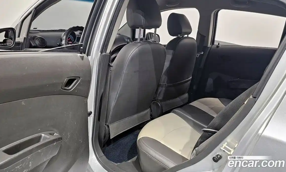 Chevrolet Spark 2012 1.0 гидро в Москве № 2128500, фото 18