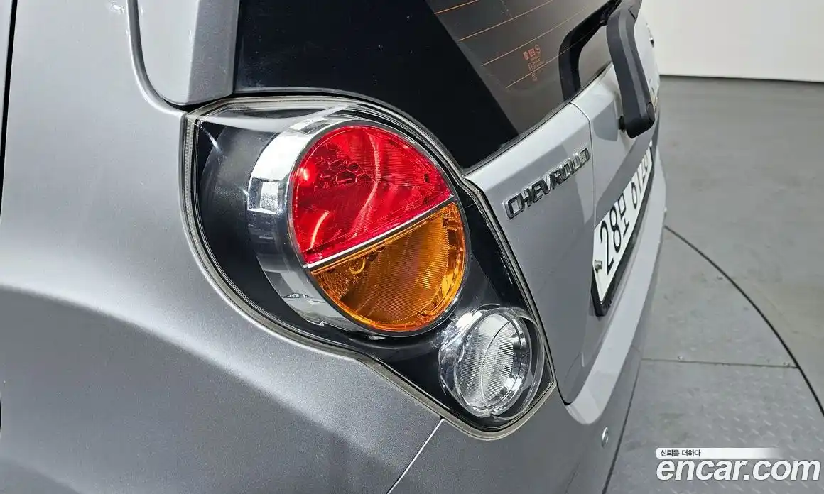 Chevrolet Spark 2012 1.0 гидро в Москве № 2128500, фото 9