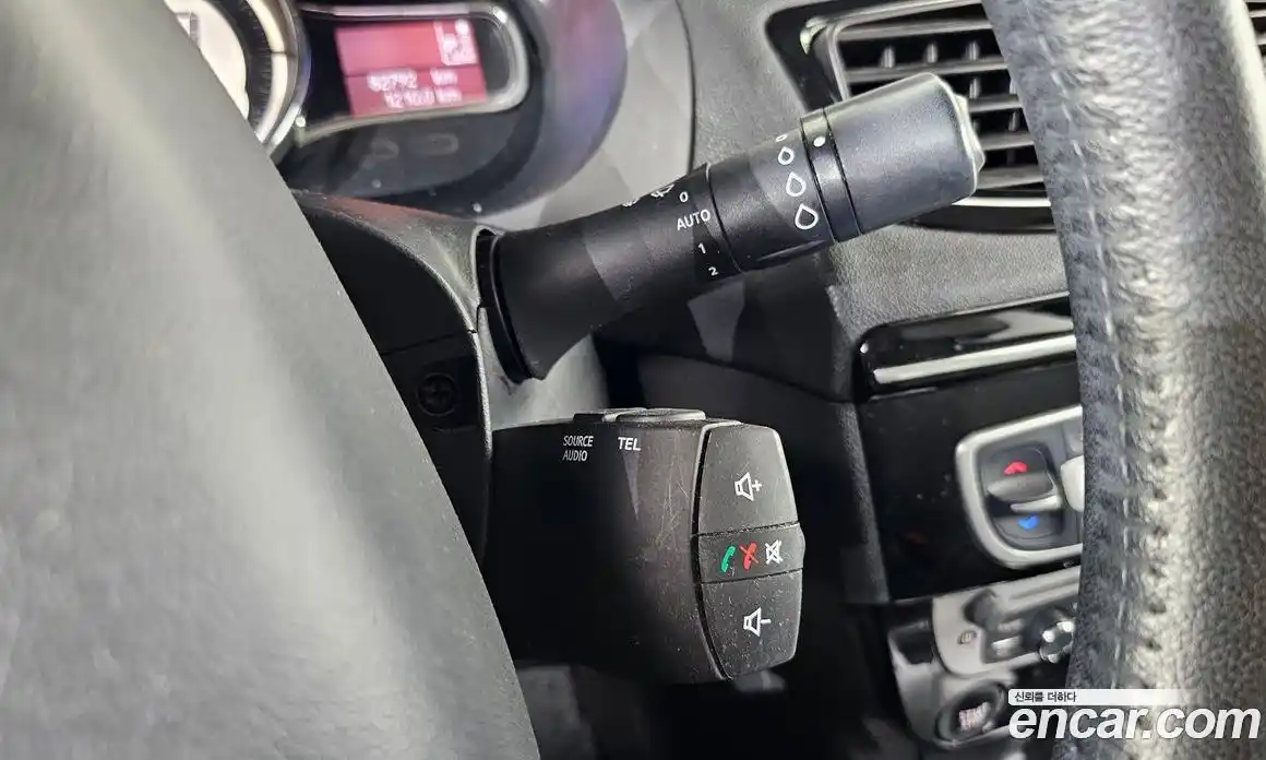 Renault SM3 2016 1.6 гидро в Москве № 2129060, фото 27