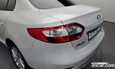 Renault SM3 2016 1.6 гидро в Москве № 2129060, миниатюра 9