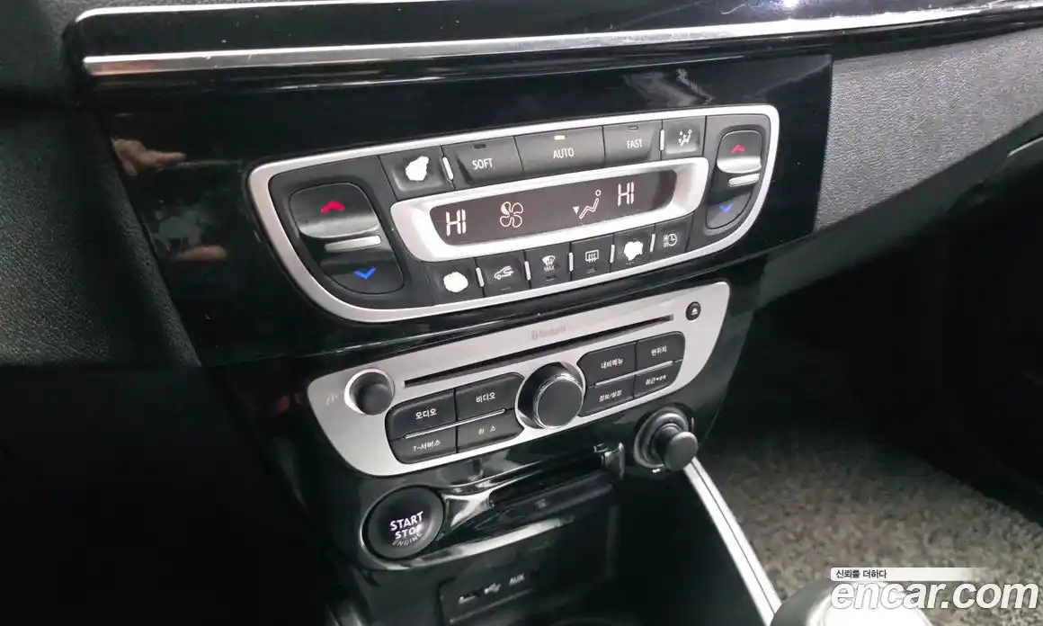 Renault SM3 2017 гидро в Москве № 2129122, фото 16