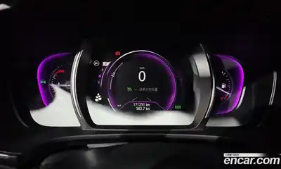 Renault QM6 2019 2.0 гидро в Москве № 2129423, миниатюра 11