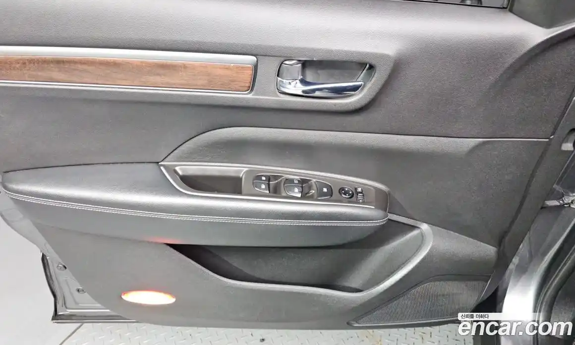 Renault QM6 2019 2.0 гидро в Москве № 2129423, фото 14
