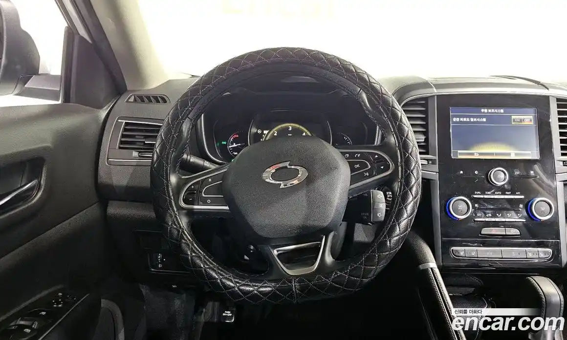 Renault QM6 2017 2.0 гидро в Москве № 2129480, фото 12