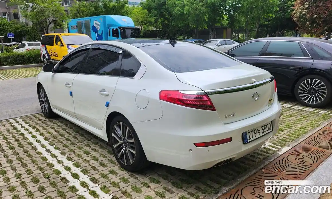 Renault SM7 2017 2.0 вариатор в Москве № 2129668, фото 6