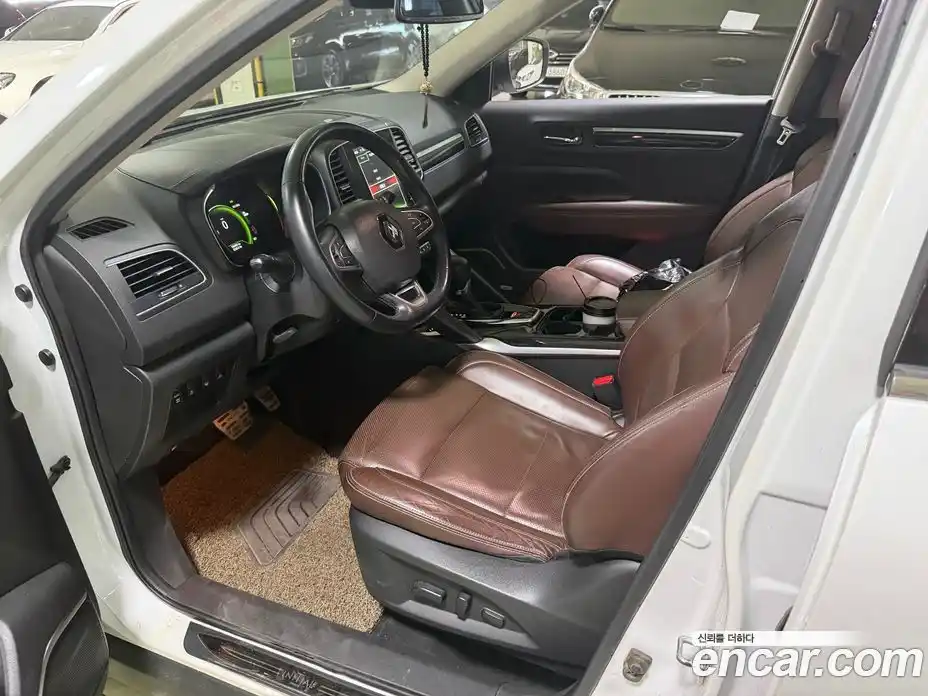 Renault QM6 2016 2.0 гидро в Москве № 2129683, фото 15