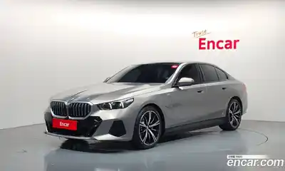 BMW 5-Series, 2025