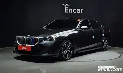 BMW 5-Series 2025 2.0 гидро в Москве № 2129903, миниатюра 1