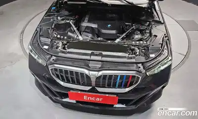 BMW 5-Series 2025 2.0 гидро в Москве № 2129903, миниатюра 6