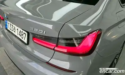 BMW 3-Series 2021 2.0 гидро в Москве № 2130372, миниатюра 9