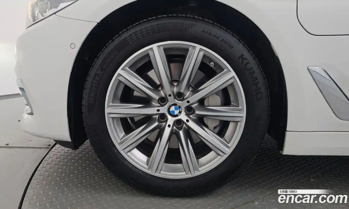 BMW 5-Series 2020 2.0 гидро в Москве № 2130378, фото 4