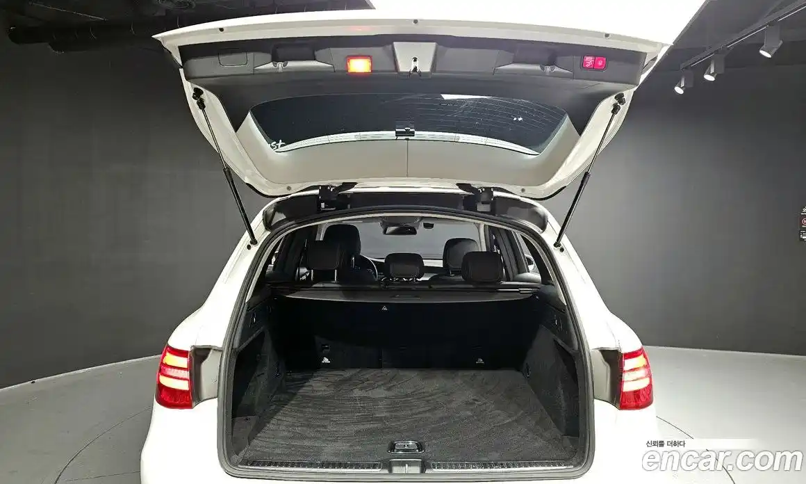 Mercedes-Benz GLC-Class 2019 2.0 гидро в Москве № 2130906, фото 26