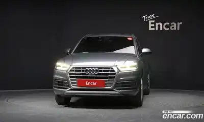 Audi Q5 2020 2.0 гидро в Москве № 2131088, миниатюра 3