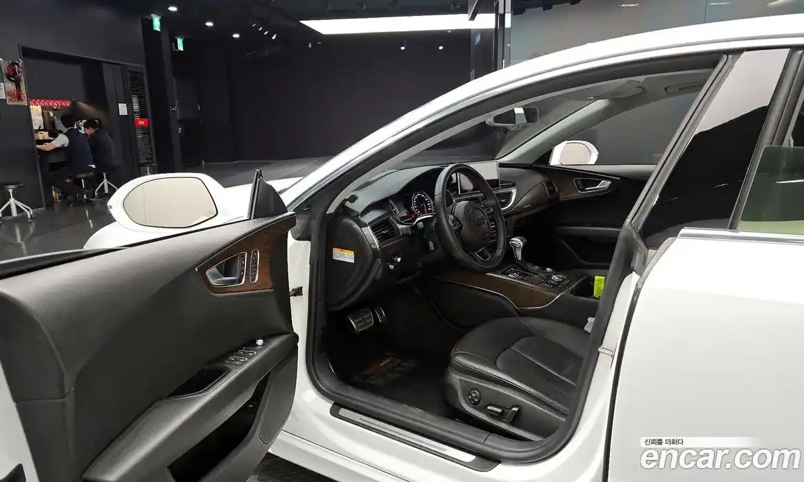 Audi A7 2014 3.0 гидро в Москве № 2131202, фото 10