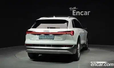 Audi e-tron 2021 0.2 гидро в Москве № 2131205, миниатюра 4