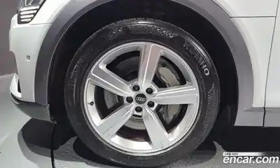 Audi e-tron 2021 0.2 гидро в Москве № 2131205, миниатюра 5