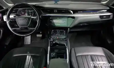 Audi e-tron 2021 0.2 гидро в Москве № 2131205, миниатюра 10