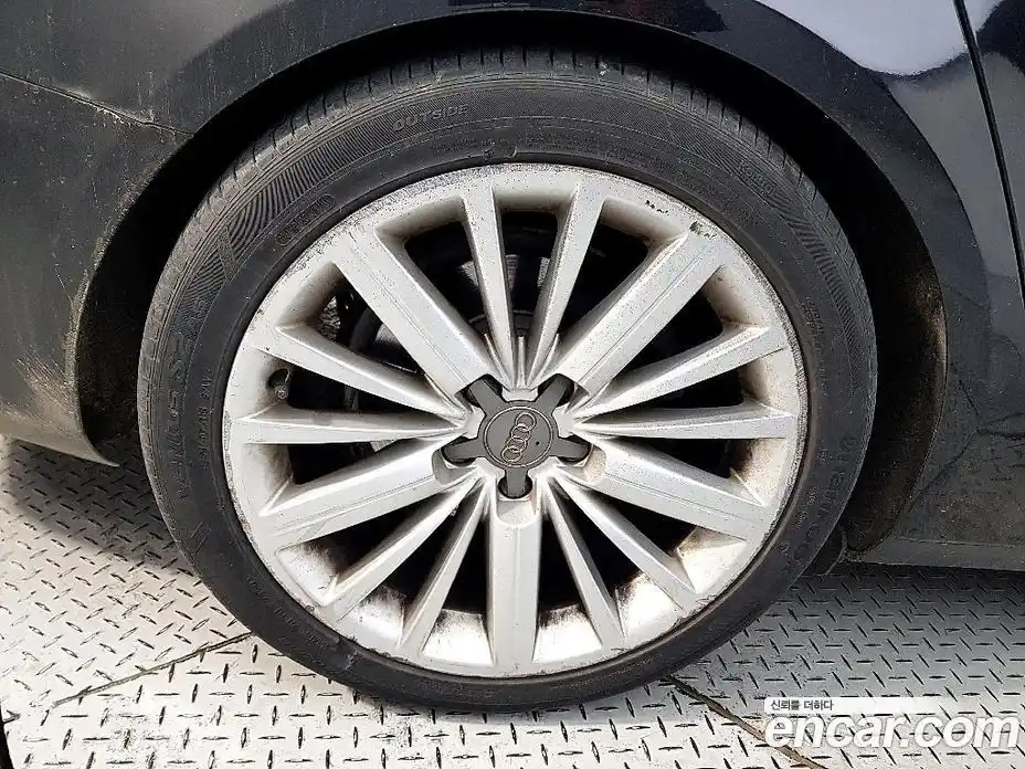 Audi A4 2011 2.0 гидро в Москве № 2131318, фото 20