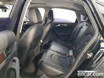 Audi A4 2011 2.0 гидро в Москве № 2131318, миниатюра 9