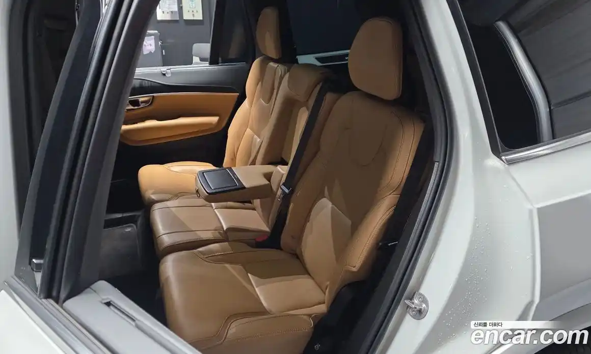 Volvo XC90 2023 2.0 гидро в Москве, фото 12