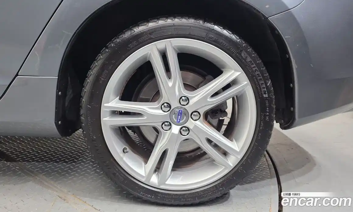 Volvo S60 2017 2.0 гидро в Москве № 2131570, фото 7