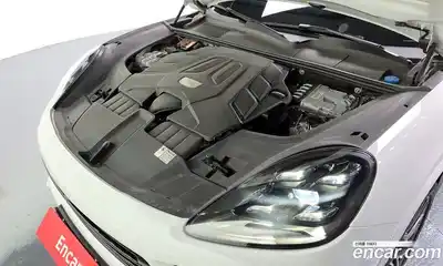 Porsche Cayenne 2020 3.0 гидро в Москве № 2131701, миниатюра 6
