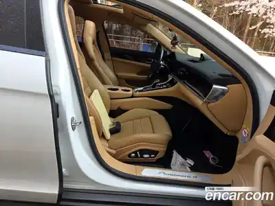 Porsche Panamera 2018 3.0 гидро в Москве № 2131723, миниатюра 12