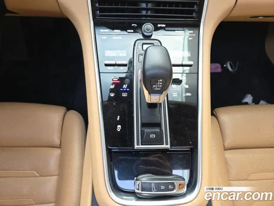 Porsche Panamera 2018 3.0 гидро в Москве № 2131723, фото 17