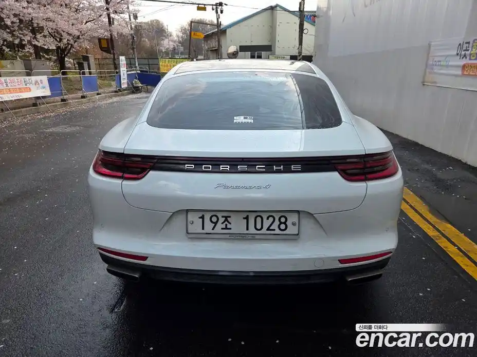 Porsche Panamera 2018 3.0 гидро в Москве № 2131723, фото 5