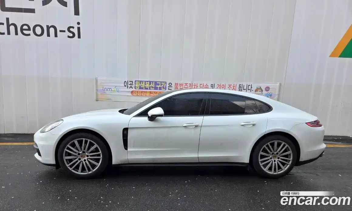 Porsche Panamera 2018 3.0 гидро в Москве № 2131723, фото 6