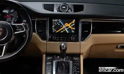 Porsche Macan 2016 3.0 гидро в Москве № 2131756, миниатюра 12