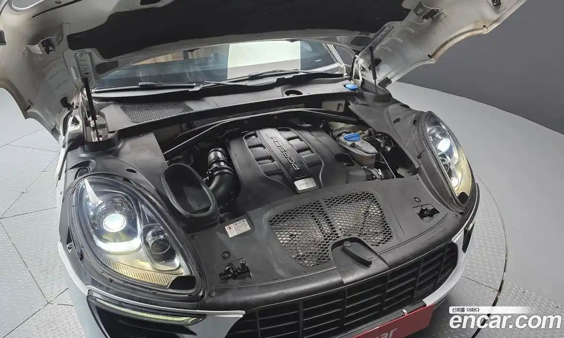 Porsche Macan 2016 3.0 гидро в Москве № 2131756, фото 6