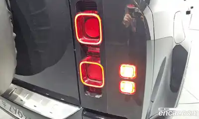Land Rover Defender 2025 2.0 гидро в Москве № 2131827, миниатюра 9