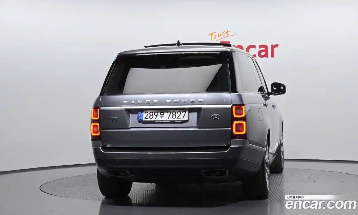 Land Rover Range-Rover 2021 3.0 гидро в Москве № 2131843, фото 4
