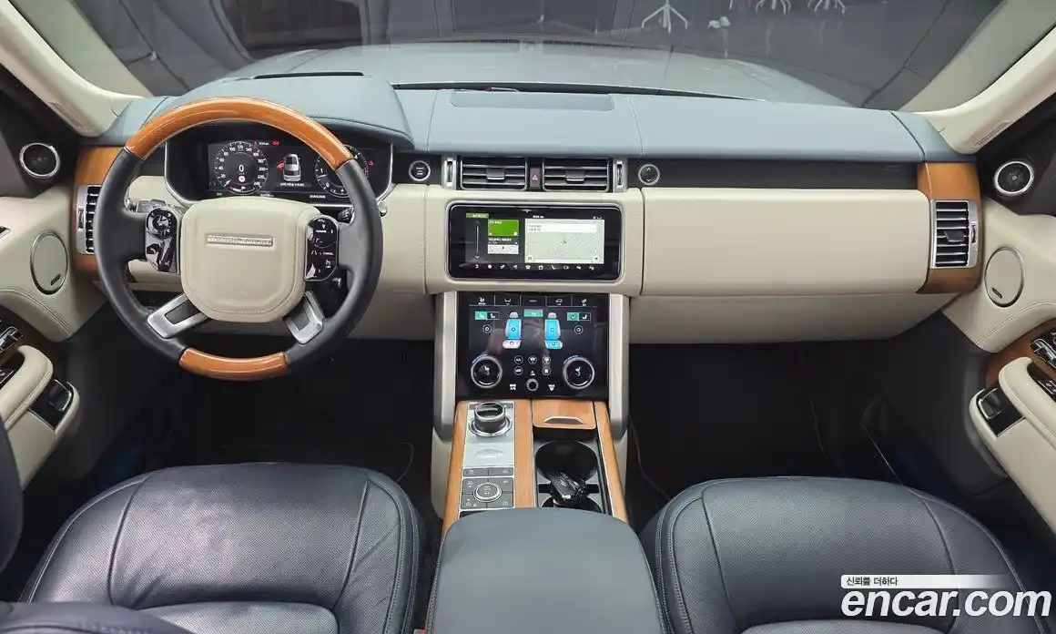 Land Rover Range-Rover 2021 3.0 гидро в Москве № 2131843, фото 7