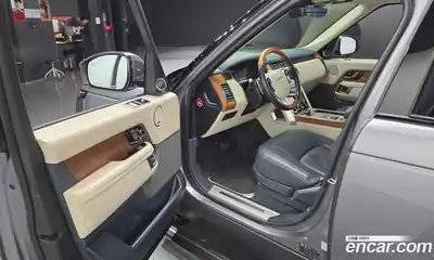 Land Rover Range-Rover 2021 3.0 гидро в Москве № 2131843, миниатюра 10