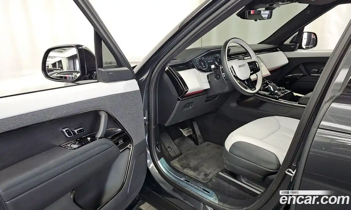 Land Rover Range-Rover Sport 2023 3.0 гидро в Москве № 2131844, фото 13