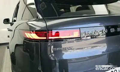Land Rover Range-Rover Sport 2023 3.0 гидро в Москве № 2131844, миниатюра 9