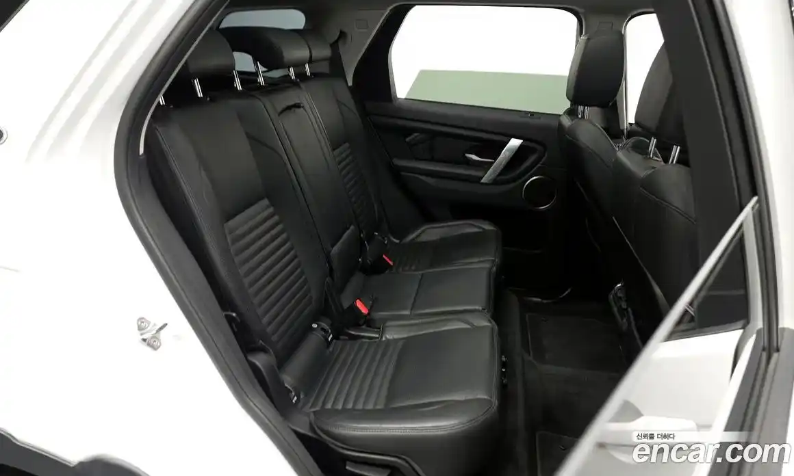 Land Rover Discovery Sport 2020 2.0 гидро в Москве № 2131849, фото 17