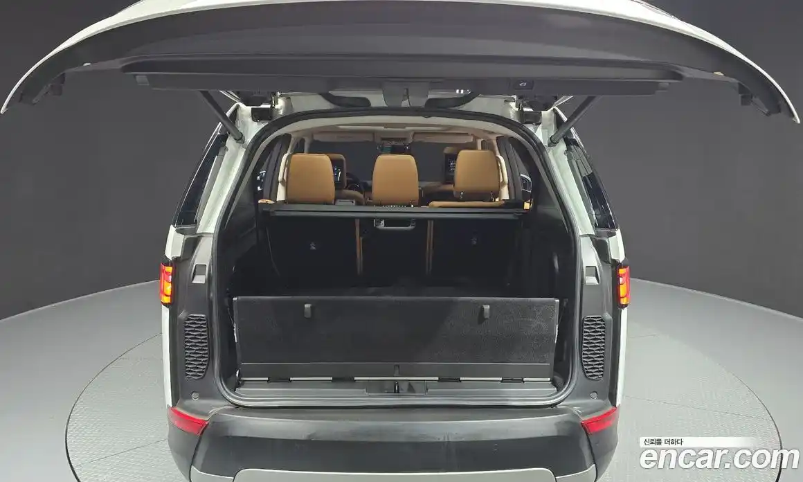 Land Rover Discovery 2017 3.0 гидро в Москве № 2131882, фото 26