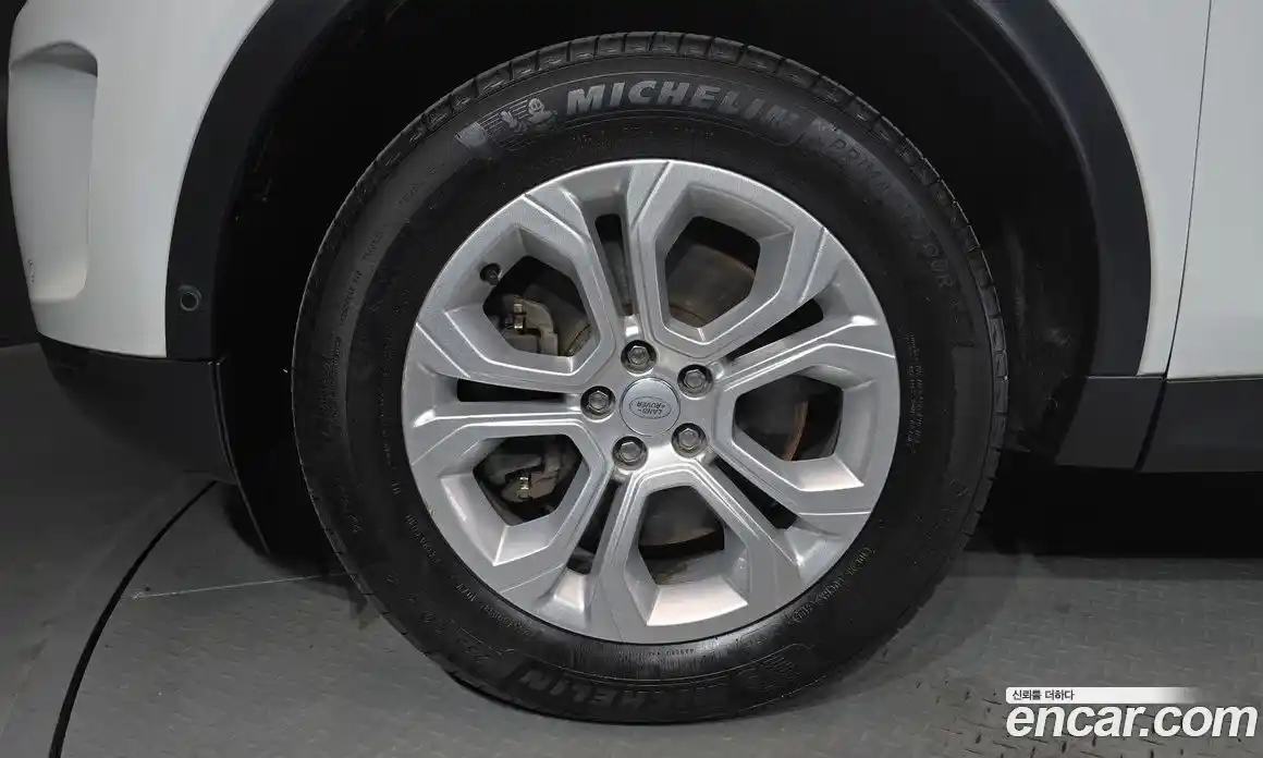 Land Rover Discovery Sport 2021 2.0 гидро в Москве № 2131919, фото 5