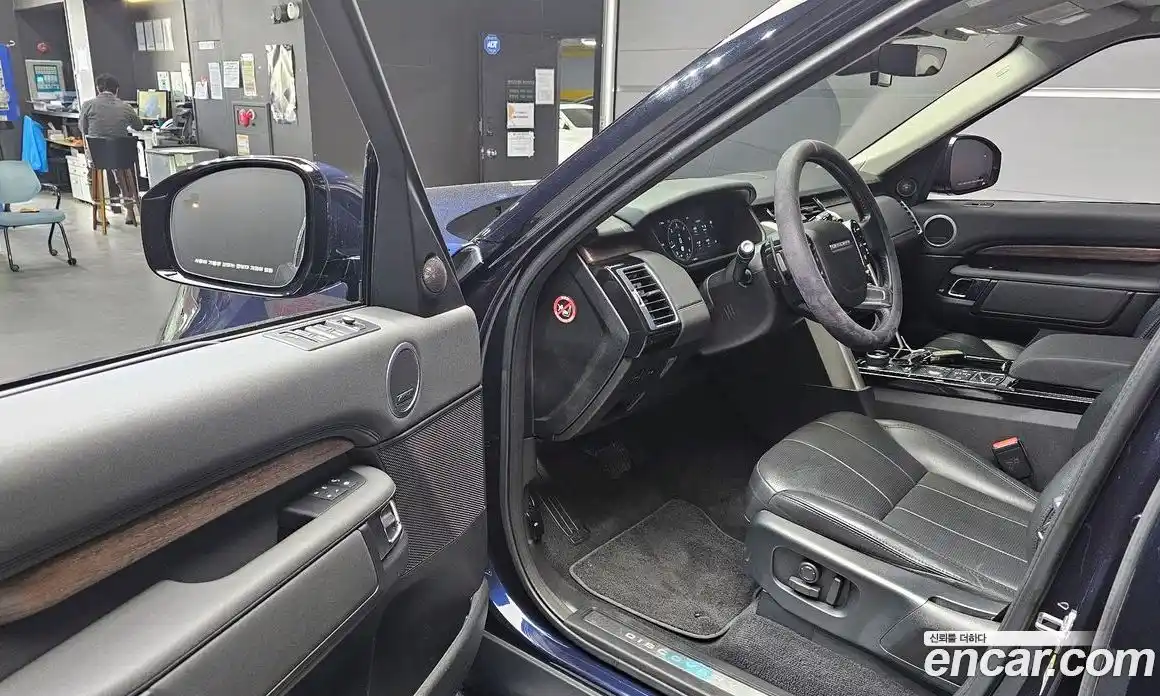 Land Rover Discovery 2019 3.0 гидро в Москве № 2131927, фото 10
