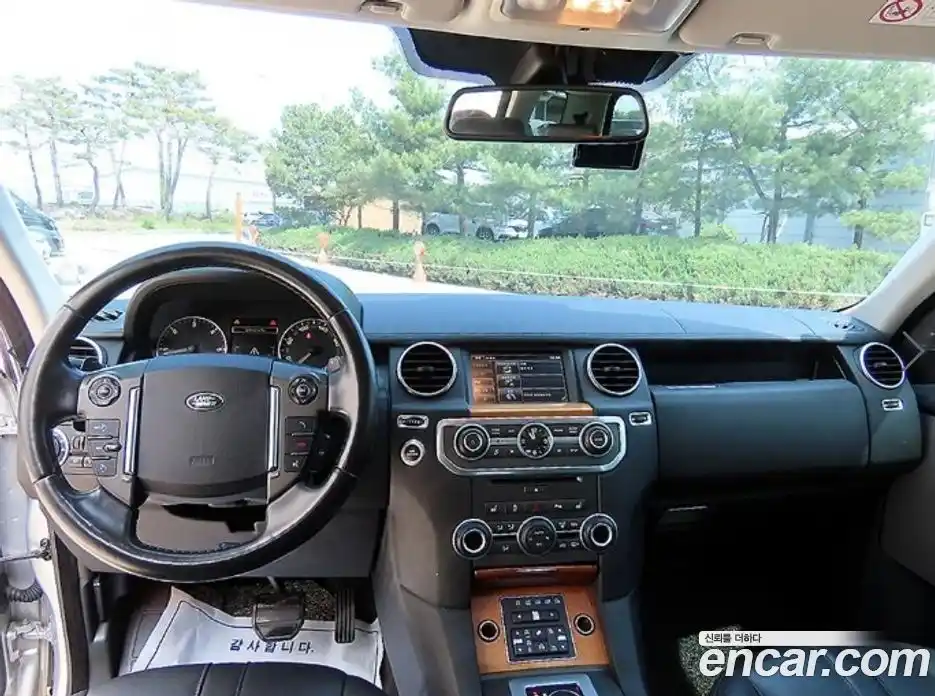 Land Rover Discovery 2014 3.0 гидро в Москве № 2131971, фото 7