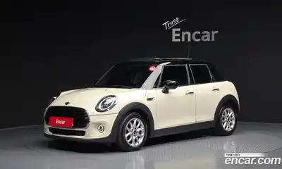 Mini Cooper 2020 1.5 гидро в Москве № 2132013, миниатюра 1
