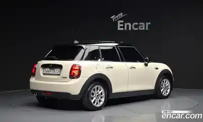 Mini Cooper 2020 1.5 гидро в Москве № 2132013, миниатюра 2