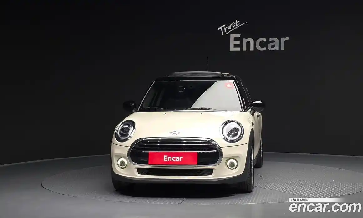 Mini Cooper 2020 1.5 гидро в Москве № 2132013, фото 3