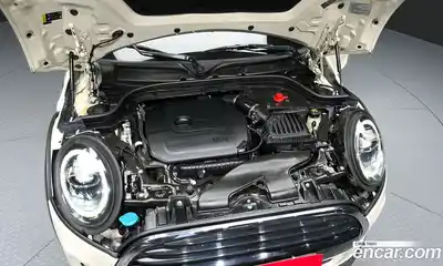 Mini Cooper 2020 1.5 гидро в Москве № 2132013, миниатюра 6